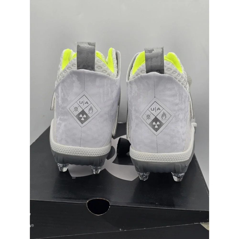 Under Armour Men's‎ UA Highlight Hammer D Football Cleat White/Metallic Sz 8 M